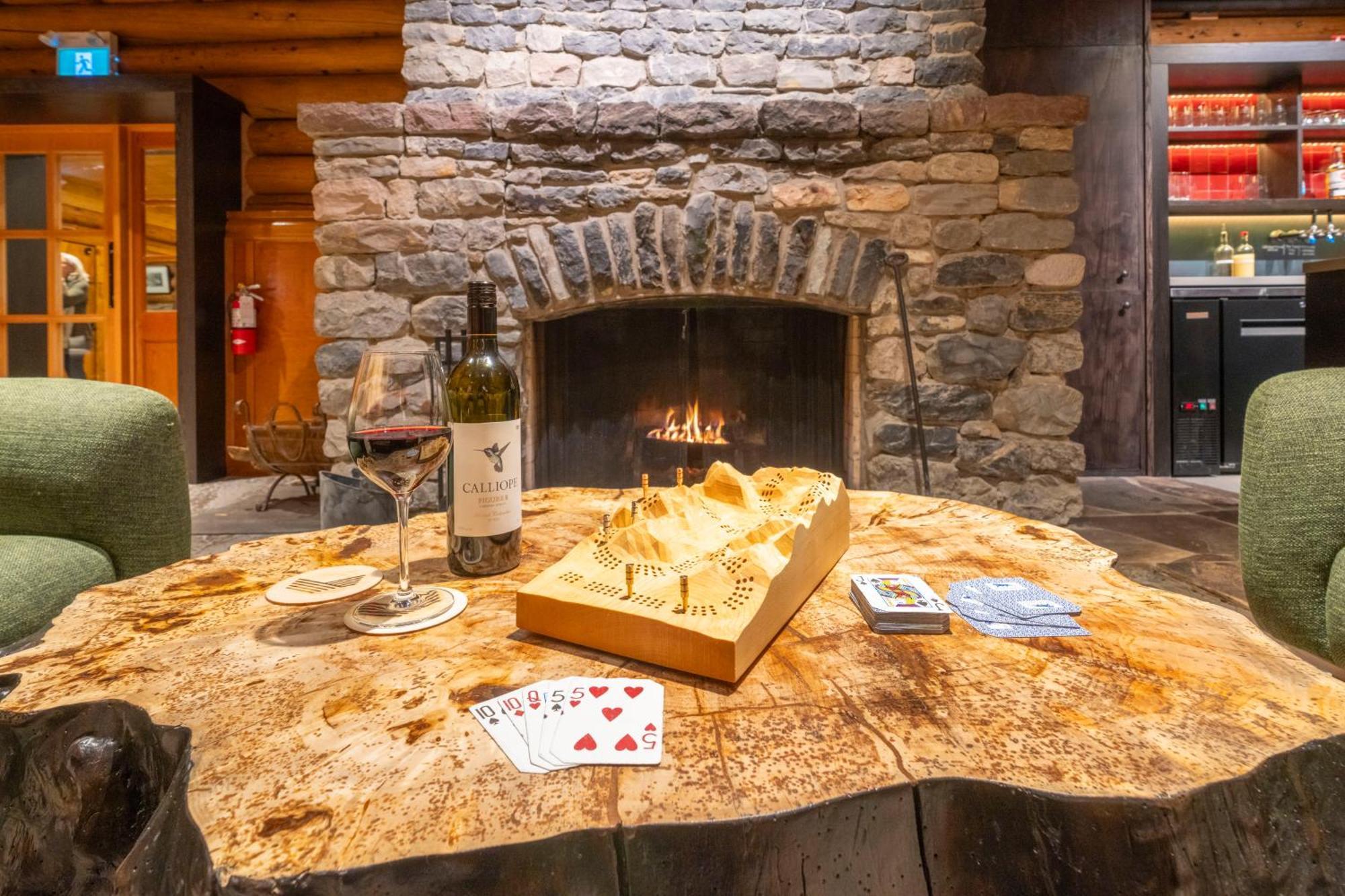 The Lodge At Bow Lake Lake Louise Eksteriør billede